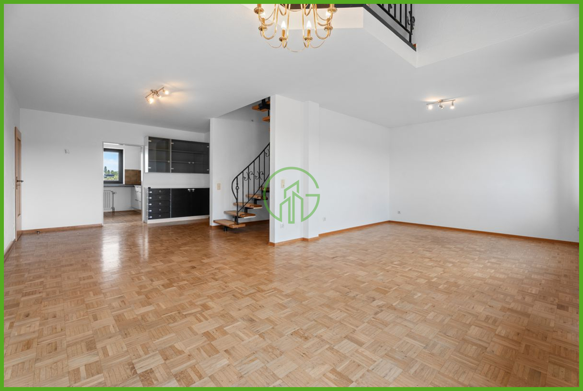 # Stadtwohnung mit Aufzug # 3-/4-Zimmer-Maisonette-Whg., Balkon, ca. 140 m², Einbauküche, Tiefgarage - Foto 4